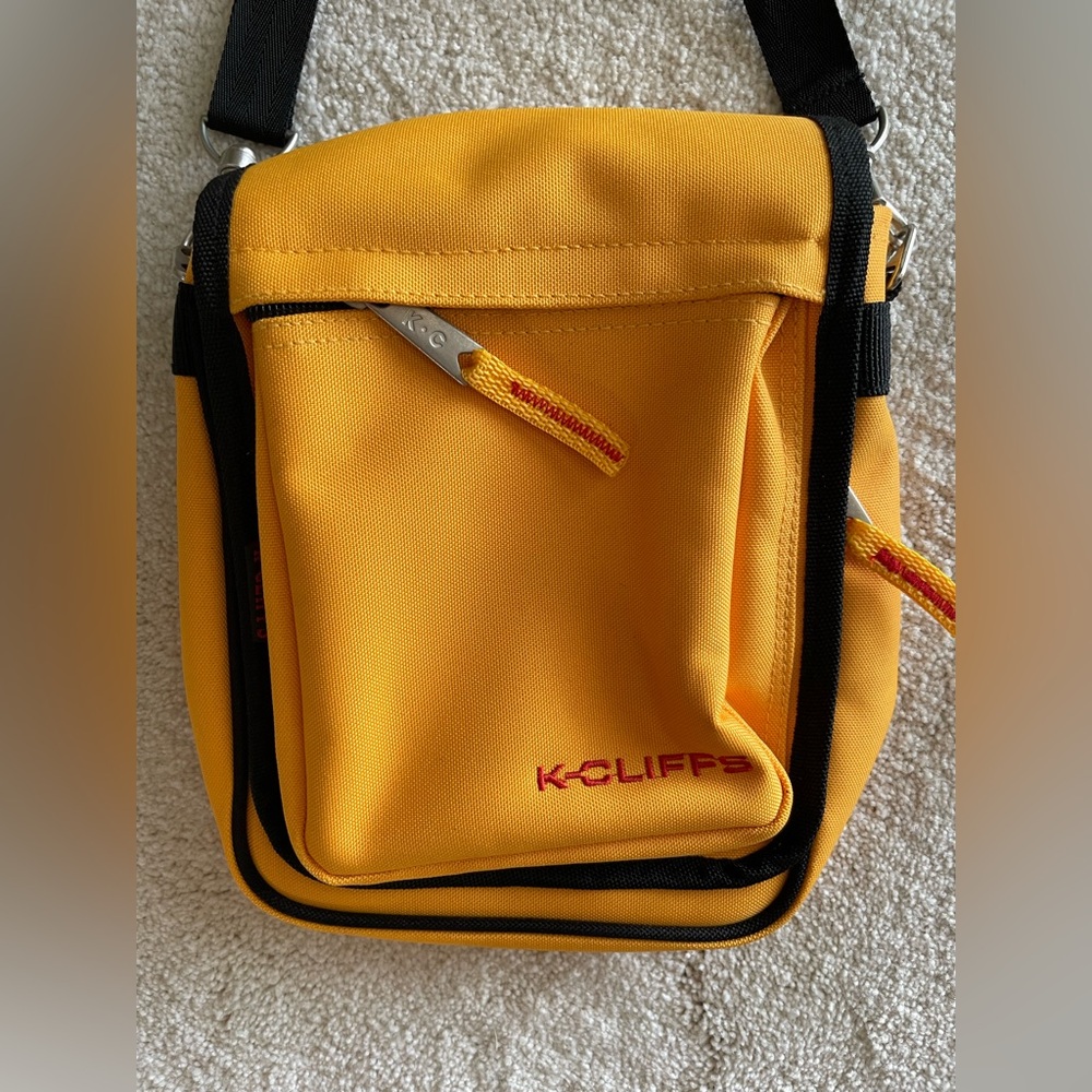 K-Cliffs Crossbody Bag